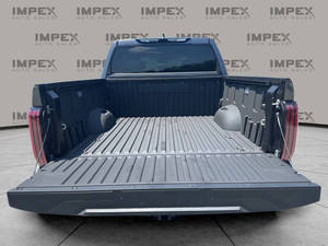 Toyota Tundra Limited 2024 d'occasion en excellent état - Product Image 5