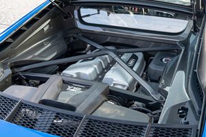 Audi R8 V10 Performance Coupe RWD 2022 Usado en Excelentes Condiciones, 9K Millas, 1 Dueño, 562 HP, V10, Color Azul Cristal Ara - Product Image 6