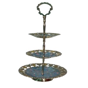 Frutero de latón de tres niveles hecho a mano de alta calidad con hermoso grabado multicolor y acabado pulido para uso en la cocina - Product Image 4