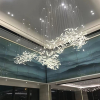 Hochwertiger Hotel-Lobby Kristall-Kronleuchter Modernes Wohnzimmer Villa Doppelhöhen-Pendelleuchte LED Kabellose Steuerung