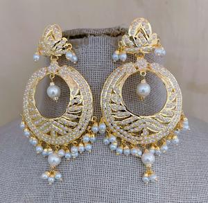 Exclusivos Pendientes de Alta Calidad con Acabado Dorado, Estilo Tradicional, Aspecto Jadau, Colección para Bodas, para Mujeres y Niñas - Product Image 2