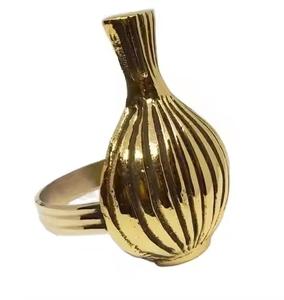 Rond de serviette en laiton coulé massif Vente chaude Rond de serviette disponible pour la vaisselle et les couverts Décorez votre table centrale - Product Image 2