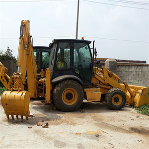 Offre Spéciale chargeuse-pelleteuse tractopelle 3cx Tracteur assez utilisé - Product Image 4