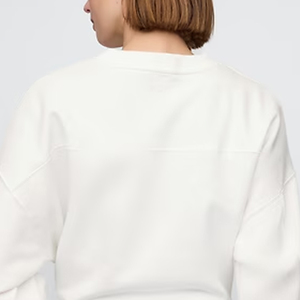 Sweat-shirt pour femme tendance à coupe courte avec manches longues et épaules tombantes pour un ajustement confortable et décontracté, design à prix avantageux - Product Image 5