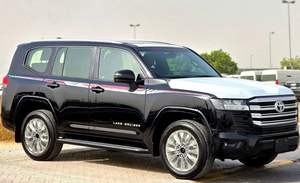 Toyota LandCruiser LC300 GXR 4.0 2025, options élevées, intérieur noir, diesel, boîte automatique, conduite à gauche, taille des pneus R20 - Product Image 2