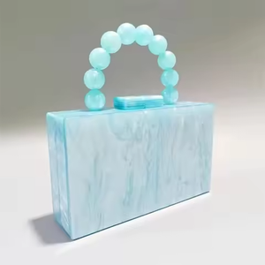 Pochette de soirée en résine design pour dames avec chaîne dorée Sac à main en acrylique tendance pour les fêtes de mariage et les événements spéciaux - Product Image 3