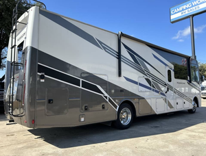 รถบ้านเคลื่อนที่ Miramar 35.2 Rvs Camper Motorhomes Travel Trailer ปี 2020 2022 2023 2025 2024 ยี่ห้อ T-h-o-p-r M-o-t-o-r C-o-a-c-h - Product Image 3