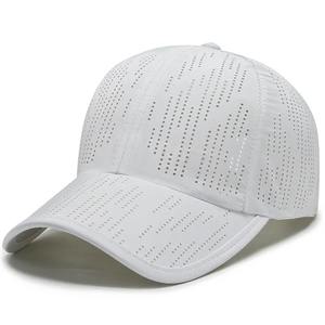 Gorra de Béisbol con Logotipo Personalizado para Hombre, a la Moda, Precio al por Mayor, Gorras de Béisbol con Hebilla de Metal para Hombre, Hechas a Medida en Pakistán - Product Image 5