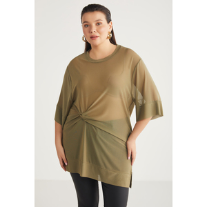 ETHIQUET ยูกินบบเสื้อคลุมผู้หญิงผ้าตาข่ายแต่งระบาย คอกลม ไซส์พลัส - Product Image 1