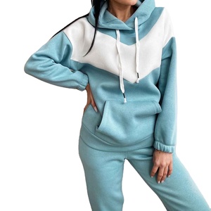 1 ensemble de survêtement élégant contraste de couleur sweat à capuche avec poches et pantalon pour la course à pied tenue de sport costume de sport - Product Image 1