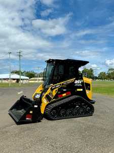 Cargadora Compacta sobre Orugas ASV RT-50 de 53.8 HP con Cucharón - Product Image 4