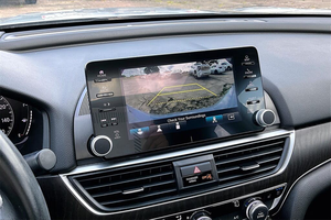 HONDA ACCORD HYBRID TOURING FWD 2022 USADO, CON VOLANTE A LA IZQUIERDA/DERECHA - Product Image 2