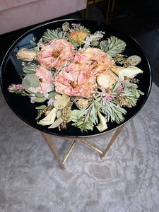 Cadre photo moderne fait à la main en os de buffle écologique personnalisé élégant et luxueux avec un design floral pour les hôtels - Product Image 2