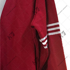 Suéter Cárdigan Universitario Informal Rojo Personalizado con Rayas Blancas, Bordado Geométrico 1913 en la Parte Delantera, Mezcla de Lana Merino, Largo, para Otoño - Product Image 3