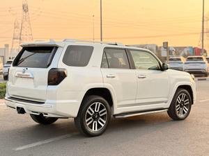 Cámara Trasera Automática con Interior Oscuro para Limited 44 2020, Nueva a la Venta - Product Image 4