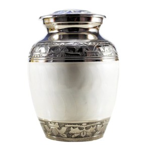 Urna de recuerdo de cremación de latón con esmalte rosa y acabado pulido Mini urnas de recuerdo de cenizas humanas de alta calidad - Product Image 2