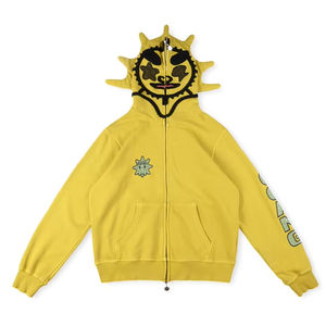 Sweat à capuche de haute qualité pour homme avec un imprimé en relief offrant un design texturé audacieux et une sensation douce et lourde pour des tenues tendance - Product Image 4