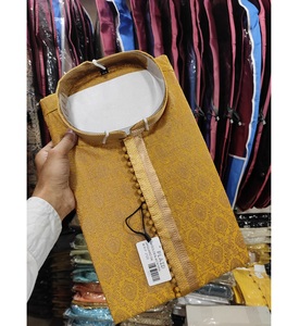 Étnico Jacquard Dk Soft Kurta para hombres diseñado con un ajuste cómodo para el estilo étnico diario - Product Image 1