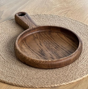 Plateaux de service en bois naturel de style unique en bois clair poignées plateaux en bois d'acacia fabriqués à la main pour les maisons de restaurants - Product Image 3