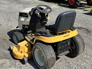 Cub Cadet LGT1054 Tondeuse à gazon - Product Image 2