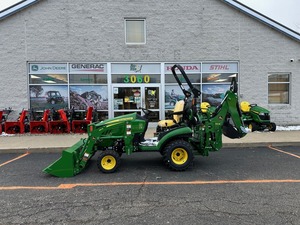 Tractor John Deere 1025R de Calidad con Cucharón y Retroexcavadora / Mini Retroexcavadora de Construcción 4x4 - Product Image 4