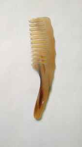 Peine de cuerno de buey Natural hecho a mano del mejor proveedor, diente fino, Color blanco lechoso, Original estilo tradicional, cepillo para hombres y mujeres, Tamaño 7 - Product Image 5