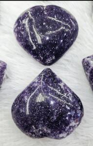 Piedra de Palma de Cristal de Lepidolita en Forma de Corazón - Piedra de Masaje de Bolsillo para el Equilibrio Natural de los Chakras del Cuerpo, Sanación Reiki y Cristal - Product Image 2