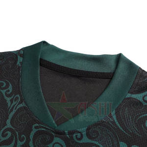 ชุดฟุตบอลออกแบบเองขายส่ง ไซส์ใหญ่ ระบายอากาศได้ดี เป็นมิตรกับสิ่งแวดล้อม ผลิตจากโพลีเอสเตอร์ 100% ชุดกีฬาสำหรับผู้ใหญ่แบบสั่งทำ - Product Image 2