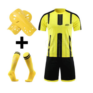 Uniforme de football confortable pour hommes, ensemble d'uniforme de Sport de football OEM pour Kits de Sport pour hommes - Product Image 1