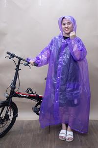 Colorido bajo MOQ impermeable pedidos personalizados impermeable con capucha impermeable tipo plástico PE para adultos exportados desde Vietnam - Product Image 2