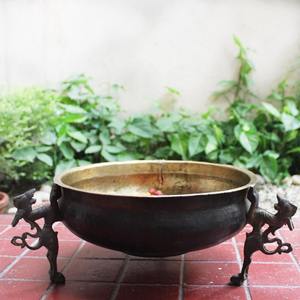 Meilleure vente métal Urli traditionnel Pooja décor bol décoratif Temple indien Diwali Multiple Diya Stand cadeau de mariage - Product Image 4