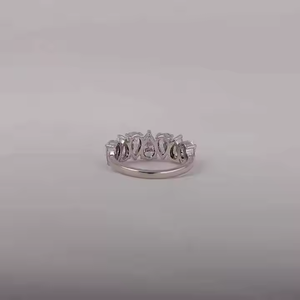 แหวนหมั้น14KT ลูกแพร์แบบตัดเป็นมิตรกับสิ่งแวดล้อม1.91 tcw สีทองพร้อมเพชรเจ็ดเม็ดอัญมณีเพชรแบบหลวมเหนือ - Product Image 3