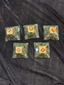 Pirámide de Orgón de Jade Verde Natural, Generador de Energía de Cristal, Bobina de Cobre Hecha a Mano, Reiki, Meditación, Sanación de Chakras, Decoración Feng Shui - Product Image 4
