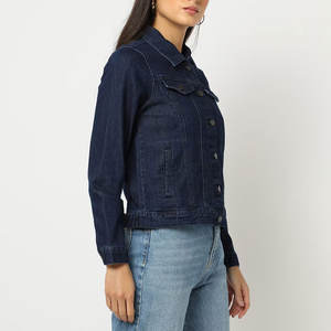 Chaquetas de mezclilla para mujer de calidad superior de tendencia 2024, transpirables y únicos colores de botones, relleno de algodón, diseño OEM con servicio - Product Image 2