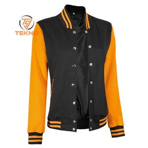 Chaquetas universitarias cortas para mujer al por mayor con diseño personalizado, chaquetas bomber para mujer, parches bordados, ropa de calle y estilo universitario - Product Image 2