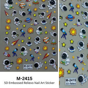 Autocollants 5D en relief pour nail art - Motifs Smily, Arc-en-ciel, Astronaute et Scarabée - Décorations uniques en plastique 3D pour ongles - Product Image 1