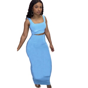 Ensemble 2 Pièces Personnalisé avec Logo pour Femme : Haut Slim et Jupe-Culotte Sexy Assortie – Vêtement de Sport Tendance - Product Image 3