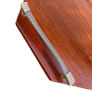 Juego de 3 bandejas tradicionales talladas en madera de sheesham 100% pura con asas metálicas, artesanía en madera de Pakistán - Product Image 3