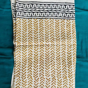 New Arrival Summer Custom Animal Print 1 Piece Breathable Eco-Friendly Women's Beach Sarong with Tassel - Product Image 1