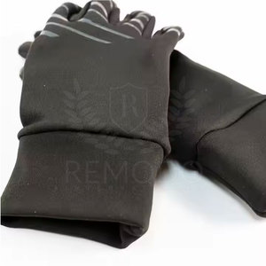 Des gants chauds gardent vos mains confortables pendant les hivers rigoureux avec un design durable et une doublure douce. - Product Image 4
