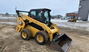 2021 pour chargeuse compacte à haut débit Caterpillar 262D3 avec composants de base de boîte de vitesses de pompe à roulement de moteur à deux vitesses - Product Image 2