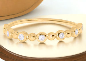 Alliance ronde en diamant de moissanite de 0.10 carats au design de bulles d'or et d'argent de qualité supérieure - Product Image 3