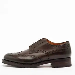 El yapımı ve Handpainted tam tahıl kahverengi deri Brogue stil erkekler ofis ve elbise ayakkabı için Derby ayakkabı