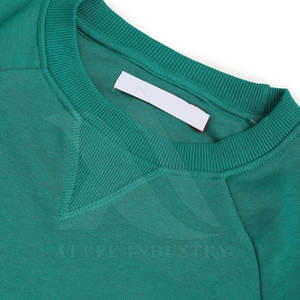 Sudaderas de mujer de gran tamaño con mangas largas y función antibolitas hechas de algodón para el invierno con logotipo frontal - Product Image 6