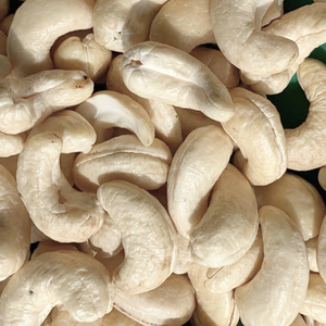 Fournisseur de confiance Noix de cajou W320 Noix de cajou WW180, WW240, WW320 WS Prix des noix de cajou au Vietnam de Santigo Vietnam - Product Image 1