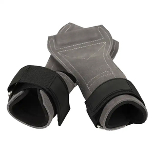 Coussinets en cuir de qualité supérieure pour des entraînements puissants-Poignées pour l'entraînement en force et le levage de puissance | Gym Essentials - Product Image 1