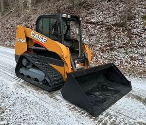 รถตักล้อยาง/รถตักตีนตะขาบ รุ่น TR310B ปี 2022: กำลังขับสูงประสิทธิภาพดี พร้อมระบบควบคุมขั้นสูง - Product Image 1