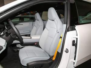 Véhicule électrique Polestar 4 d'occasion 2025, freins à disque ventilés, EPS 5, batterie au lithium ternaire 50-70 kWh, moteur 120 kW - Product Image 5