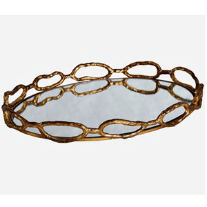 Elegantes Asas con Detalles de Granada para Comedor de Lujo y Bandeja de Servicio Rectangular Larga con Acabado Dorado - Product Image 4