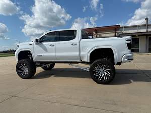 GMC Sierra 1500 Elevation Edition 4x4 2020 Usado (LHD/RHD) - Product Image 3